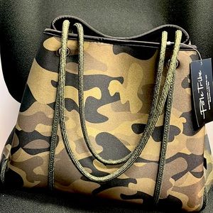 Large capacity Neoprene tote bag with matching wallet